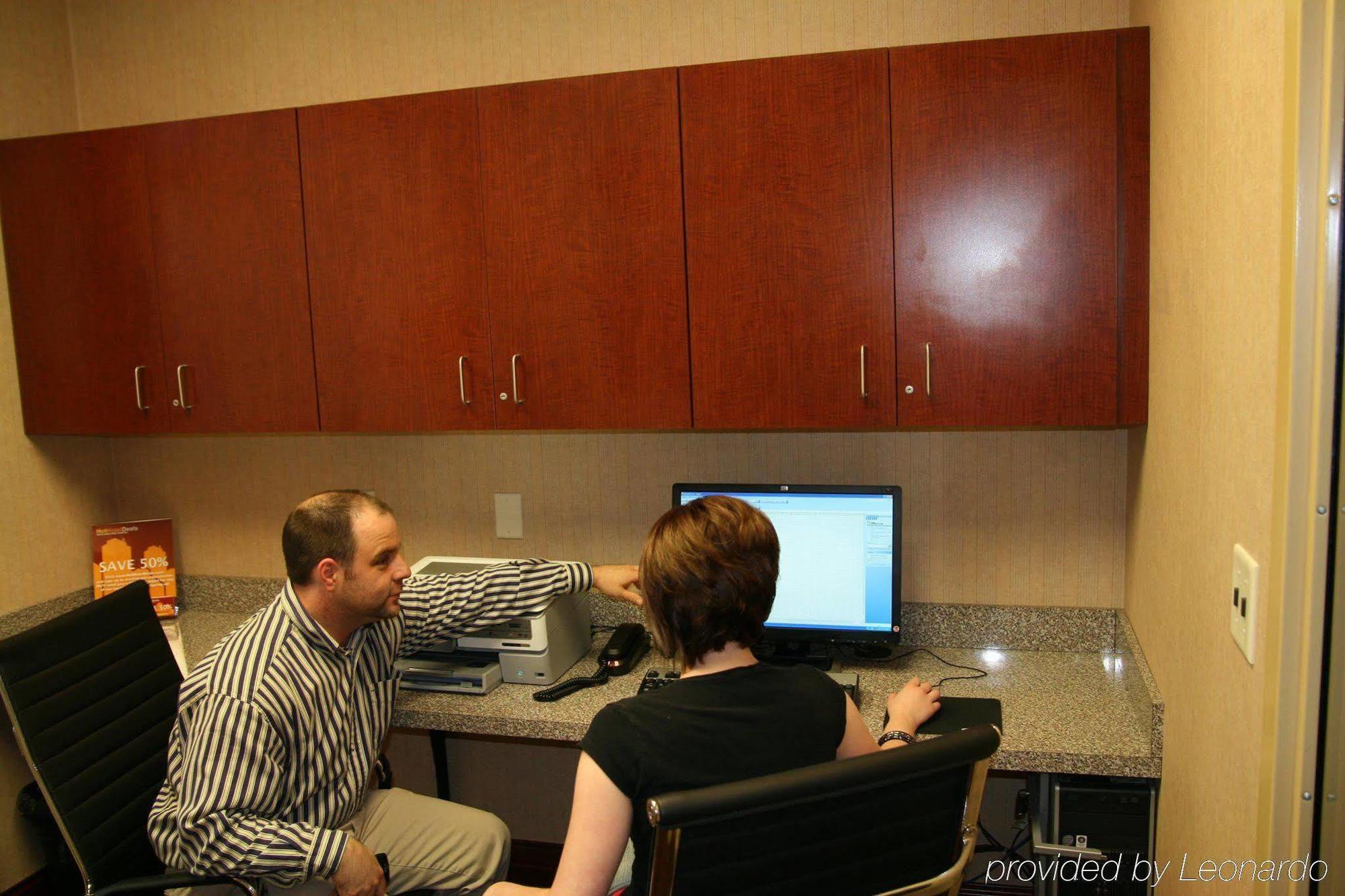 Hampton Inn Fairmont Facilities photo